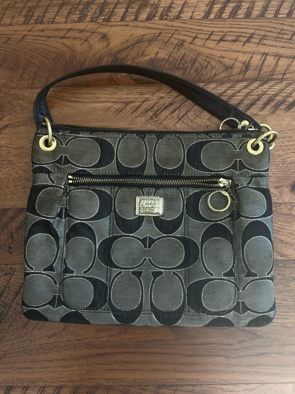 Coach Poppy Signature Sateen Lurex Swingpack Crossbody - Black/Silver